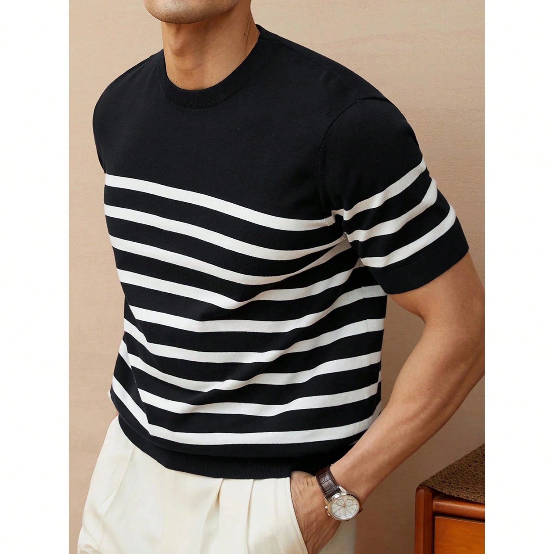 Gestreiftes Kurzarm-T-Shirt Für Männer
