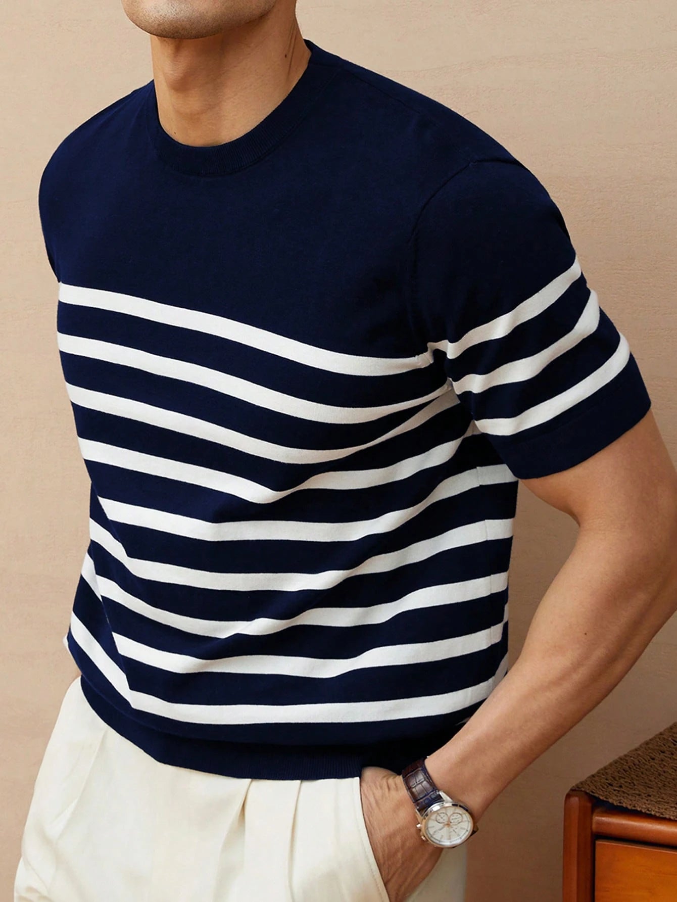 Gestreiftes Kurzarm-T-Shirt Für Männer