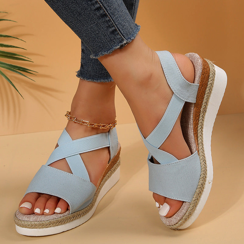 Damen Keilsandalen mit Kreuzriemen und Knöchelriemen