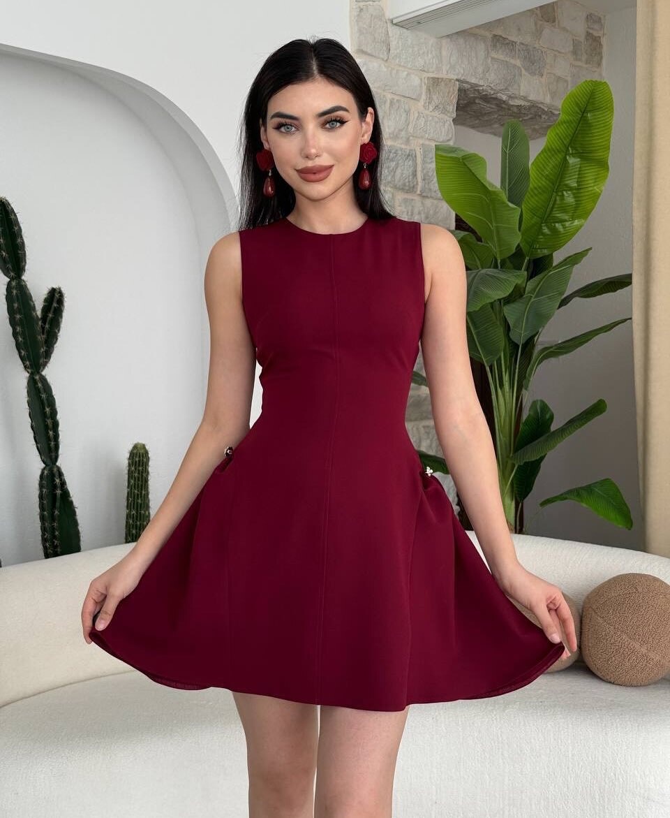 Damen Ärmelloses Minikleid In A-Linienform In Bordeauxrot