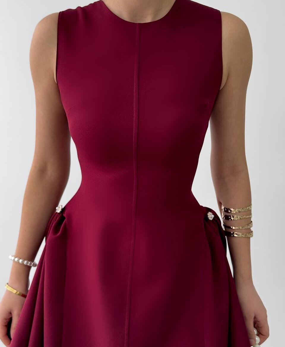 Damen Ärmelloses Minikleid In A-Linienform In Bordeauxrot