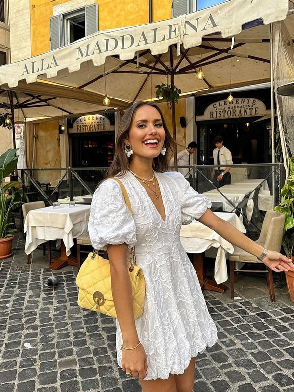 Weißes Damen Minikleid Mit Stickerei Und Puffärmeln