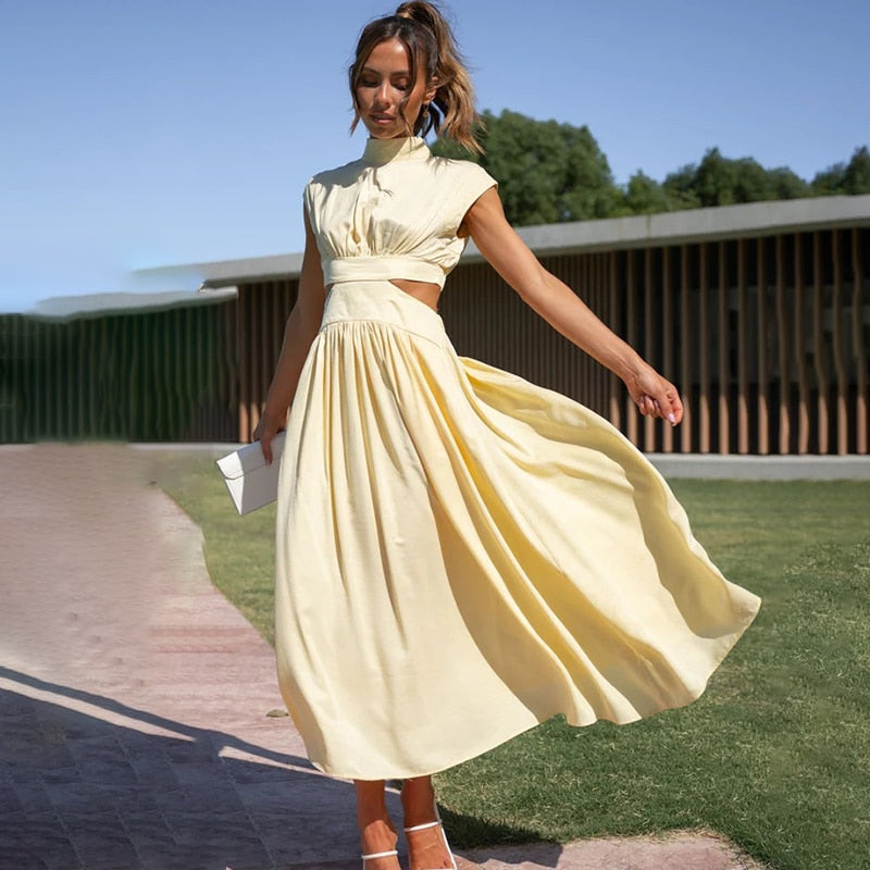 Midi-Längen-Kleid für Damen mit Stehkragen und Ausschnitten