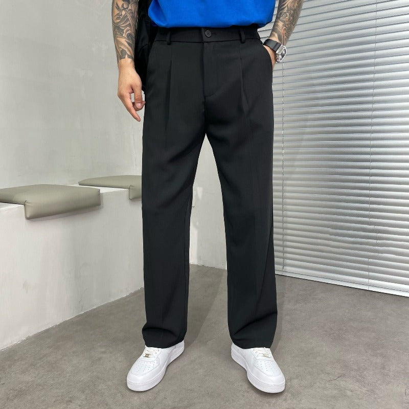 Herrenhose mit geradem Beinschnitt